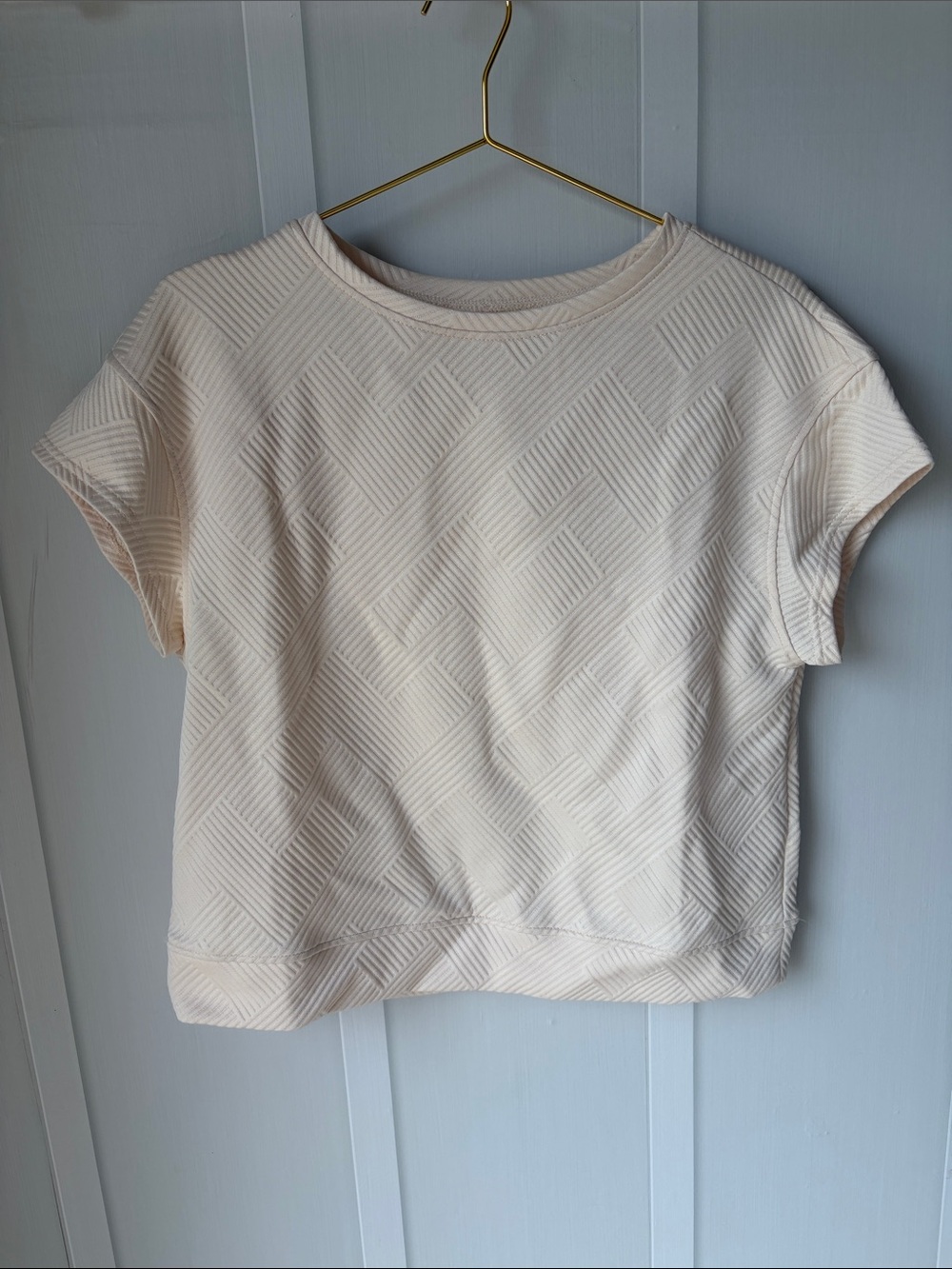 Amazon Women's Cream Textured Short Sleeve Crop Top